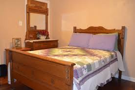 Amazon com richmond bedroom set with sleigh bed by yt. Lake Mary Room Features Beautiful Eastlake Double Bed Set Picture Of The Inn At Lake Elizabeth Richmond Tripadvisor