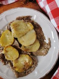 Check spelling or type a new query. Fettine Di Carne E Patate In Padella In Bianco