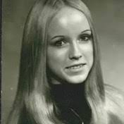 Linda Derringer's Instagram, Twitter & Facebook