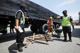 Near with aeon bukit raja and also with section 7 shah alam. Jpj Selangor Keluar 14 142 Notis Utusan Digital