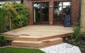 Er schützt vor den blicken von nachbarn und passanten. Sichtschutz Im Reihenhausgarten Irene Alberts Landschaftsarchitektin