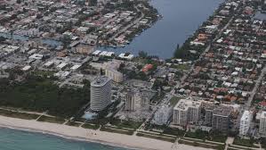Un edificio de 12 pisos colapsó parcialmente en surfside, al límite de la ciudad de miami beach, florida. Ixxo3hvnz1qsfm