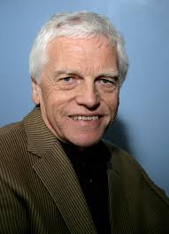 Peter Lovesey, crime novelist who mixed history and murder, dies at 88