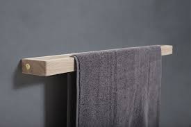 Leitern, tritte & gerüste im hornbach onlineshop & im markt: Handtuchstange Towel Rack By Andersen Furniture Holzdesignpur