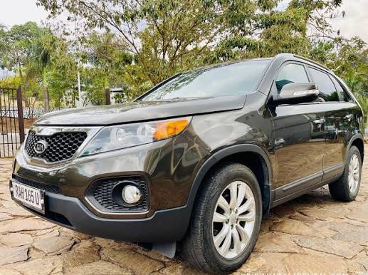 KIA SORENTO 7seats car for rent | 4x4 Kigali Car Rentals and Tours Rwanda