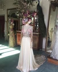 Santorini Gown Claire Pettibone Wedding Dress Cute Wedding Dress Wedding Dresses Unique