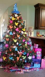 Christmas decorations for the walls. Disney Christmas Ideas