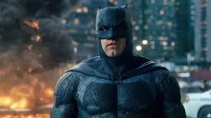 Ben affleck was initially set to direct, write, produce, and star in the batman, but left the project in january 2017 due to a combination of factors.3334. Matt Damon Macht Sich Uber Ben Affleck Lustig Weil Er Die Batman Rolle An Robert Pattinson Verloren Hat Rebelgamer De