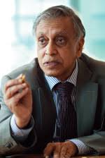 Bank negara's trading scandal the malaysian central bank's tan sri nor mohamed yacop, tan sri jaffar hussein, plaza accord, royal commission of inquiry (rci) forum telah diadakan pada petang, sabtu 2 jun di dewan sri pinang, padang kota lama. Newsmakers 2017 Forex Loss Rci Ghosts From A Scandal Past The Edge Markets