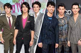 Brothers nick jonas, 26, joe jonas, 29, and kevin jonas, 31, have reunited and are releasing their first single in more than five years. The Jonas Brothers Just Got Brutally Honest About Working With Disney When They Were Younger