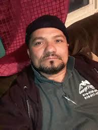 George'spainting& more er með...