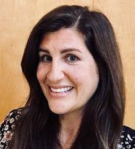 Lisa Sporer's Instagram, Twitter & Facebook