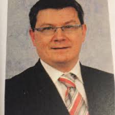 Nicht ohne grund ist das telefonbuch die nummer 1, wenn es um telefonnummern und adressen geht. Joachim Schatton Anlageberater Sparda Bank Hessen Xing