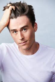 Aaron Porter's Instagram, Twitter & Facebook