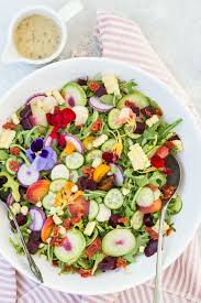 Healthy Summer Salad With Greens Vegetables Beets Corn And Sun Dried Tomatoes Drizzled With Weelicious Recipes Best Salad Recipes Salad Recipes For Dinner