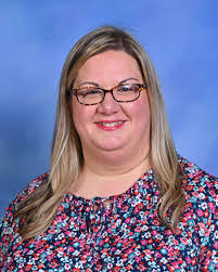 April Kite's Instagram, Twitter & Facebook