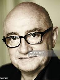 1.999 Marcel Michel Fotos und hochauflösende Bilder