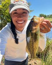 Kara Moss's Instagram, Twitter & Facebook