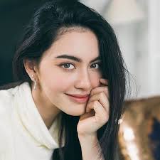 Na Dannom Izobrazhenii Mozhet Nahoditsya 1 Chelovek Beautiful Girl Face Beauty Girl Portrait Photography Women