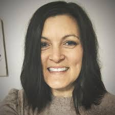 Sonja Carpenter's Instagram, Twitter & Facebook