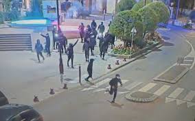 Val-de-Marne : tirs de mortiers, porte fracturée… La mairie de Fresnes saccagée et pillée dans la nuit