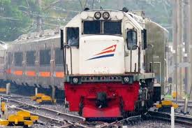 Dibawah ini adalah informasi jadwal kereta api bandung jakarta dan tujuan lain untuk keberangkatan dari stasiun bandung dan stasiun kiara condong. Jadwal Kereta Api Jurusan Bandung Gambir Jakarta Cahaya Perdana