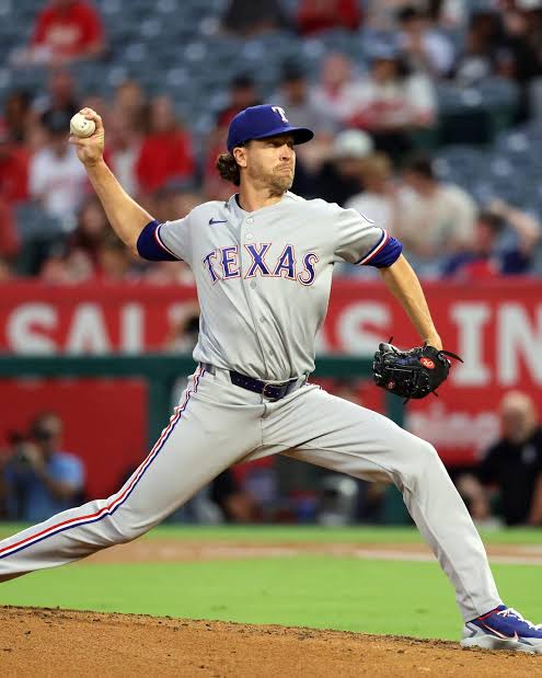 Rangers' Jacob deGrom optimistic arm ailment is minor | Reuters