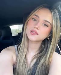 𝙄'𝙢 𝙡𝙤𝙤𝙠𝙞𝙣𝙜 𝙛𝙤𝙧 𝙖 𝙣𝙚𝙬 𝙛𝙧𝙞𝙚𝙣𝙙 🎉