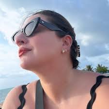 Faride Ahmad (@farideodette)