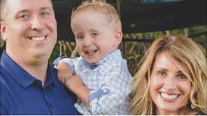 Amy Wix's Instagram, Twitter & Facebook