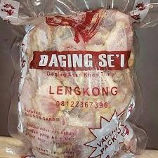 Menu yang ditawarkan terdiri dari beberapa paket hidangan, seperti paket sei sapi yang terdiri dari sei daging sapi, oseng daun pepaya, sambal luat, dan kuah. Daging Sei Sapi Khas Kupang Lengkong Kemasan Vacum 500gr Shopee Indonesia