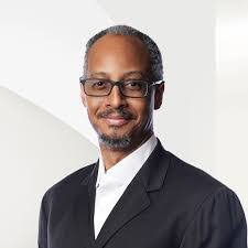 Robert Laing's Instagram, Twitter & Facebook