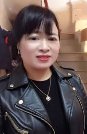 Chuối hột rừng phơi khô. Gần Tết rôi , các bác các anh mua vê ngâm tới Tết  là vừa ạ Em vừa phơi khô được 15kg c.h.uối hột rừng chín ,