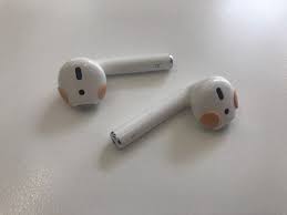 Apple Wasn T The First Consumer Electronics Company To Release Cord Free Bluetooth Earbuds In Fact Rivals Had Simil Earbud Hacks Fit And Fix Animals And Pets