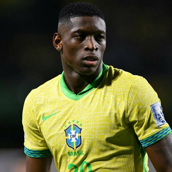Na pr&eacute;-lista, Luiz Henrique lidera estat&iacute;stica da Sele&ccedil;&atilde;o e &agrave; frente de Messi nas Eliminat&oacute;rias