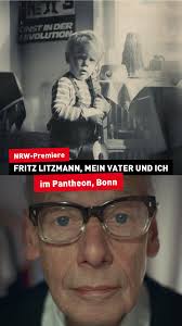 Natürlich wurde Bastian Pastewka nicht nur als ehemaliger Schulfreund von  Aljoscha Pause eingeladen, sondern auch, weil er neben anderen bekannten  Gesichtern wie Helge Schneider, Sebastian Pufpaff, ...