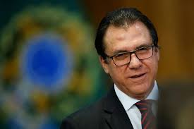 Corpo de ex-deputado Walter Prado é velado por familiares e autoridades em  Rio Branco