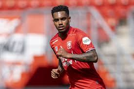 Danilo pereira da silva (born april 7th, 1999 in são paulo, brazil) is a professional footballer who plays for dutch club afc ajax as a striker. Danilo Pereira Da Silva
