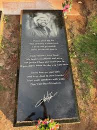 He stood alone... but his voice carried two hearts" — Blake Shelton quietly  visits Toby Keith's grave and sings the song they never got to finish No  livestream. No audience. Just Blake