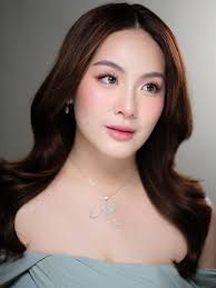 Diane Hu ✨ #makeupbyrocel makeup • @rocelmakeupart hair • @hairbyluireyes