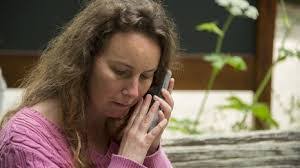 Deirdre Hewitt's Instagram, Twitter & Facebook