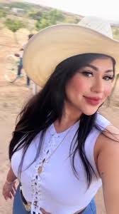 Brenda Merlan (@bmerlan)