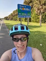 In the Hixson/MV area -- free gloves Both pair are sized women's small  Perhaps a woman or child nearby might enjoy these? Just slightly  uncomfortable for me (on my throttle hand) now