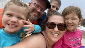 Dustin & Melissa Leland