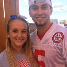 Abby Kneeland (@AKneeland1313)