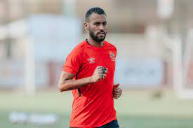 وسيجرى اللاعب أشعة أخرى غداً طبقا لتعليمات الأطباء. Ø­Ø³Ø§Ù… Ø¹Ø§Ø´ÙˆØ± ÙŠÙˆØ¯Ø¹ Ø§Ù„Ù†Ø§Ø¯ÙŠ Ø§Ù„Ø£Ù‡Ù„ÙŠ Ø¨Ø¹Ø¯ Ø®Ø±ÙˆØ¬Ù‡ Ù…Ù† Ø®ÙŠØ§Ø±Ø§Øª Ø§Ù„Ù…Ø¯Ø±Ø¨ Ù†Ø§ÙØ°Ø© Ø§Ù„Ø±ÙŠØ§Ø¶Ø©