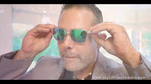 🔴🎬 Red Carpet Ambush Alert! 🔥 Your favorite host Chris and Jon M/z  behind the camera took over the I Do's & Brews event in Margaritaville,  asking brides and grooms-to-be all about