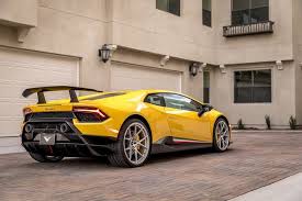 Black And Yellow Lamborghini Huracan Vorsteiner Rims Adorning Yellow Lamborghini Huracan Lamborghini Huracan Lamborghini Rims