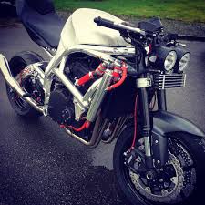 The honda cb series of motorcycles are perhaps the world's most popular cafe racer platform. Steve Brown On Twitter Another Happy Customer The Honda Cbr1000f On Its Way To Aberdeen Steetfighter Custom Https T Co Zrp8oxs3vh Honda Cbr1000f Brownie Https T Co A9cm1cbu2s