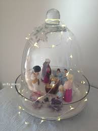 Creche Sous Cloche Creches De Noel Originales Boite Rangement Plastique Boite De Rangement